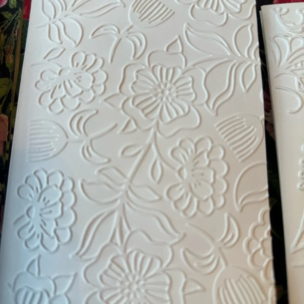 Spring Bouquet Embossed Cards - Picture 3 of 5